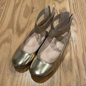 Nina gold flats for girls, size 2